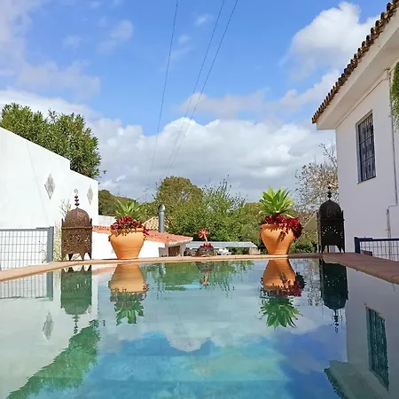 Casa Bakara